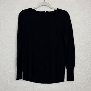Halogen 100% Cashmere Sweater Women’s Small Black‎ Long Sleeve Crewneck